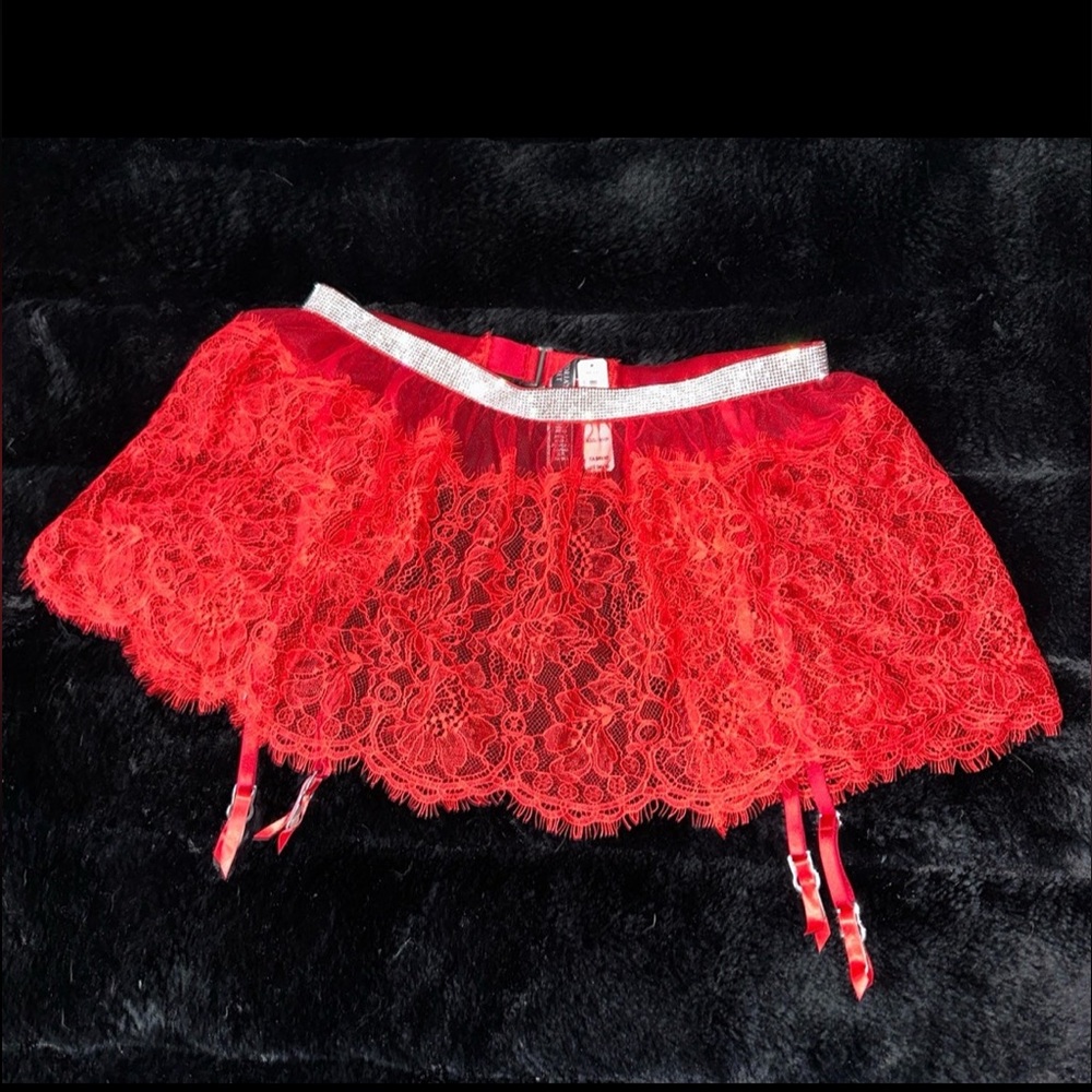 Lace garter skirt